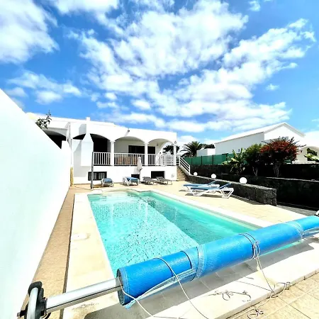 Encantadora Villa Con Piscina Privada, Wifi, A/C, Bbq, Playa Blanca Vila *