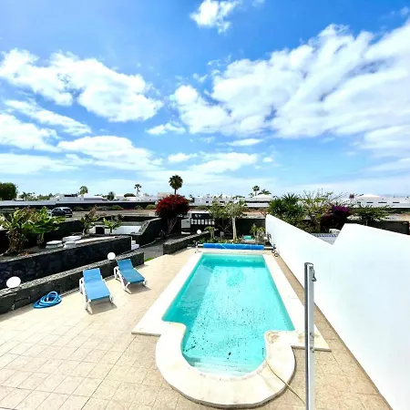 Vila Encantadora Villa Con Piscina Privada, Wifi, A/C, Bbq, Playa Blanca *