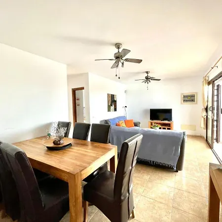 فيلة Encantadora Villa Con Piscina Privada, Wifi, A/C, Bbq, Playa Blanca بلايا بلانكا