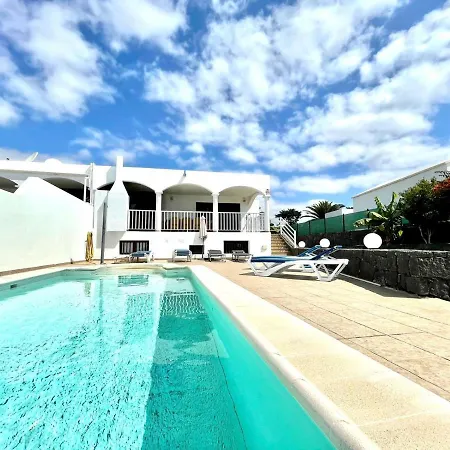 Encantadora Villa Con Piscina Privada, Wifi, A/C, Bbq, Playa Blanca بلايا بلانكا